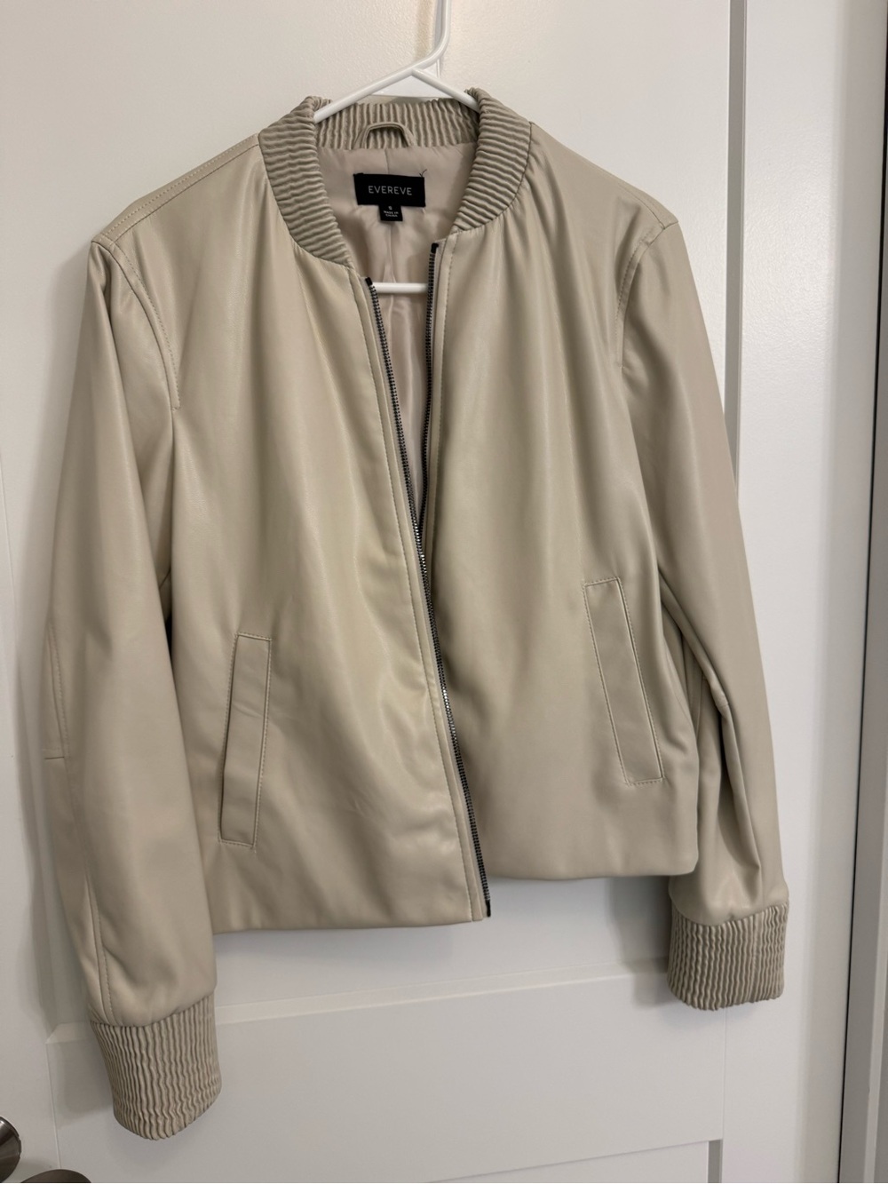 Evereve Blake Light Cream Bomber Jacket
